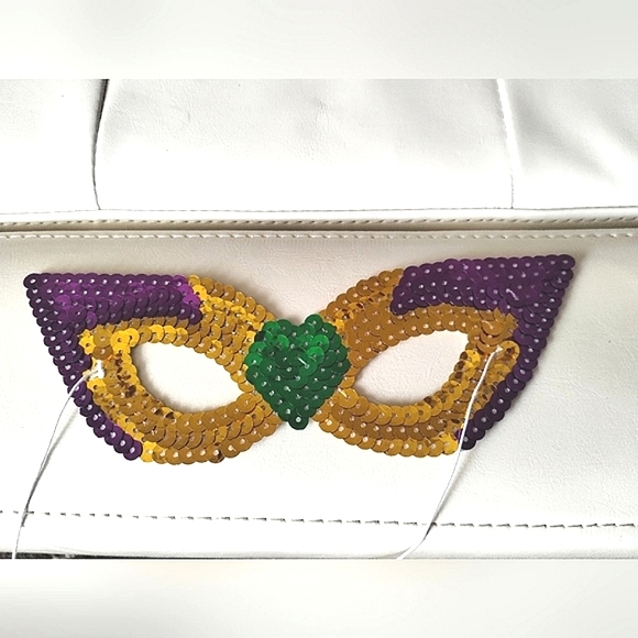 New,Mardi Gras Sequin Mask - Picture 4 of 7